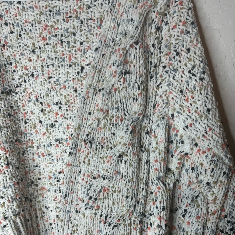 Moon & Madison Women Size M Multi Colored Open Front Boxy Cropped Cardigan - Picture 3 of 9